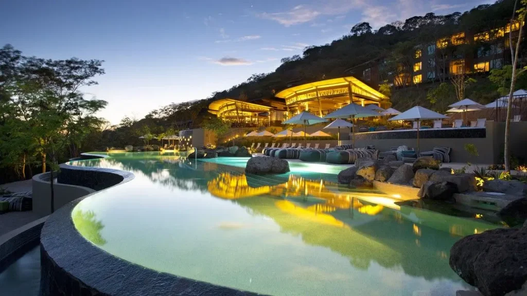 Secrets Papagayo